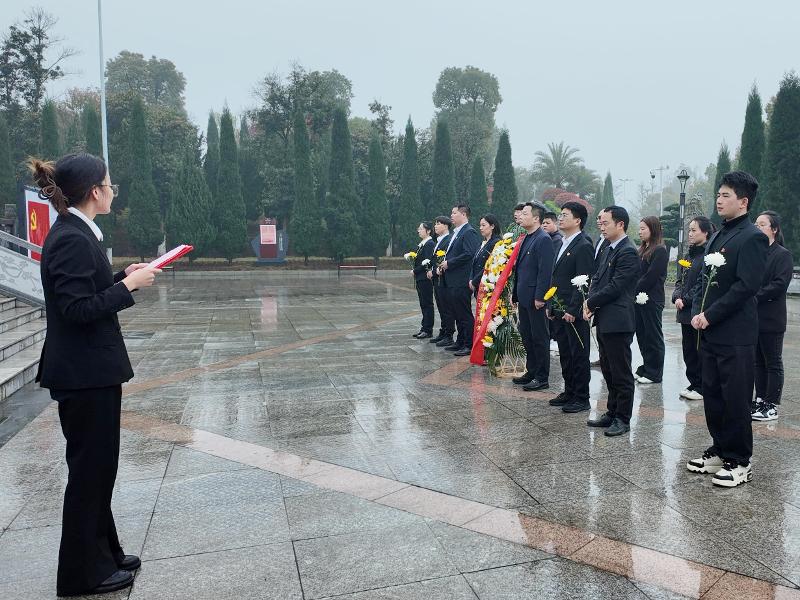 清風化雨憶英烈  明志篤行建新功——四化建各單位開展清明節愛國主義教育活動